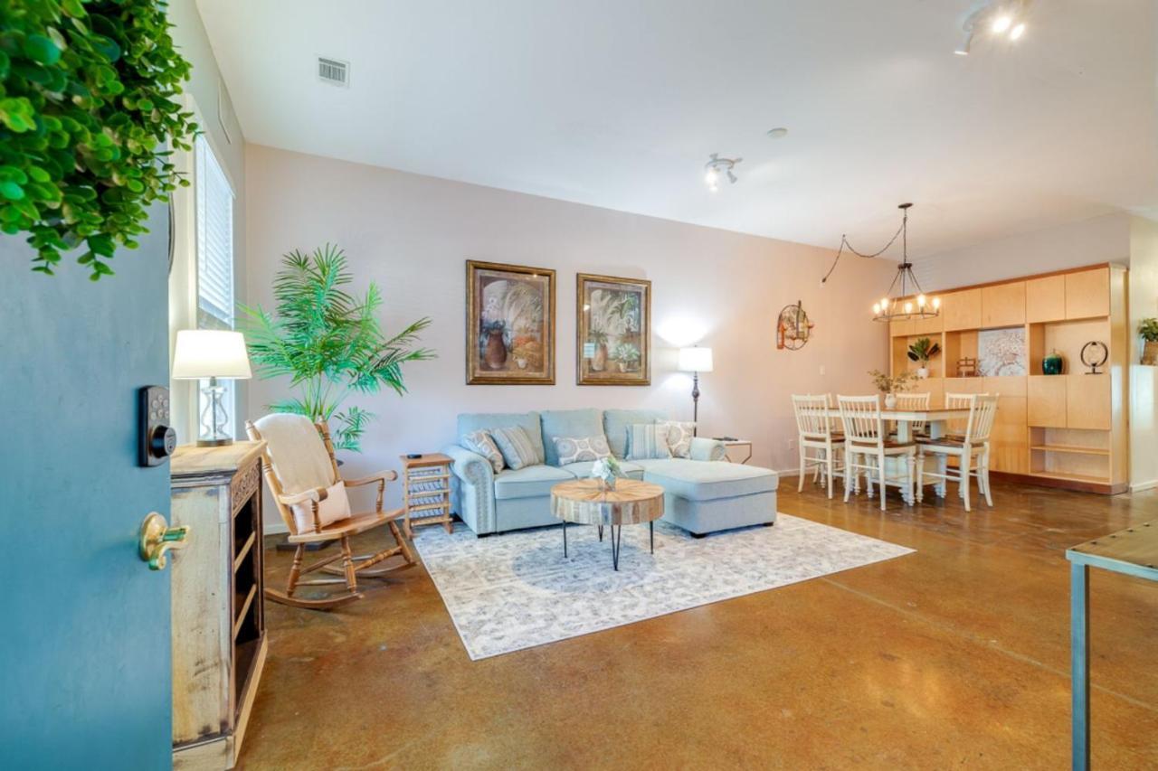 Southern Charmer-Historic District Downtown-Front Porch-Walk Score 90!!-Private Parking-1 Minute To Forsyth Park Savannah Dış mekan fotoğraf