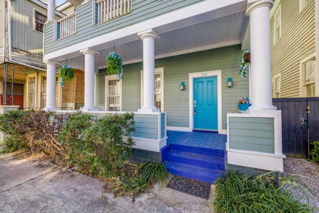 Southern Charmer-Historic District Downtown-Front Porch-Walk Score 90!!-Private Parking-1 Minute To Forsyth Park Savannah Dış mekan fotoğraf